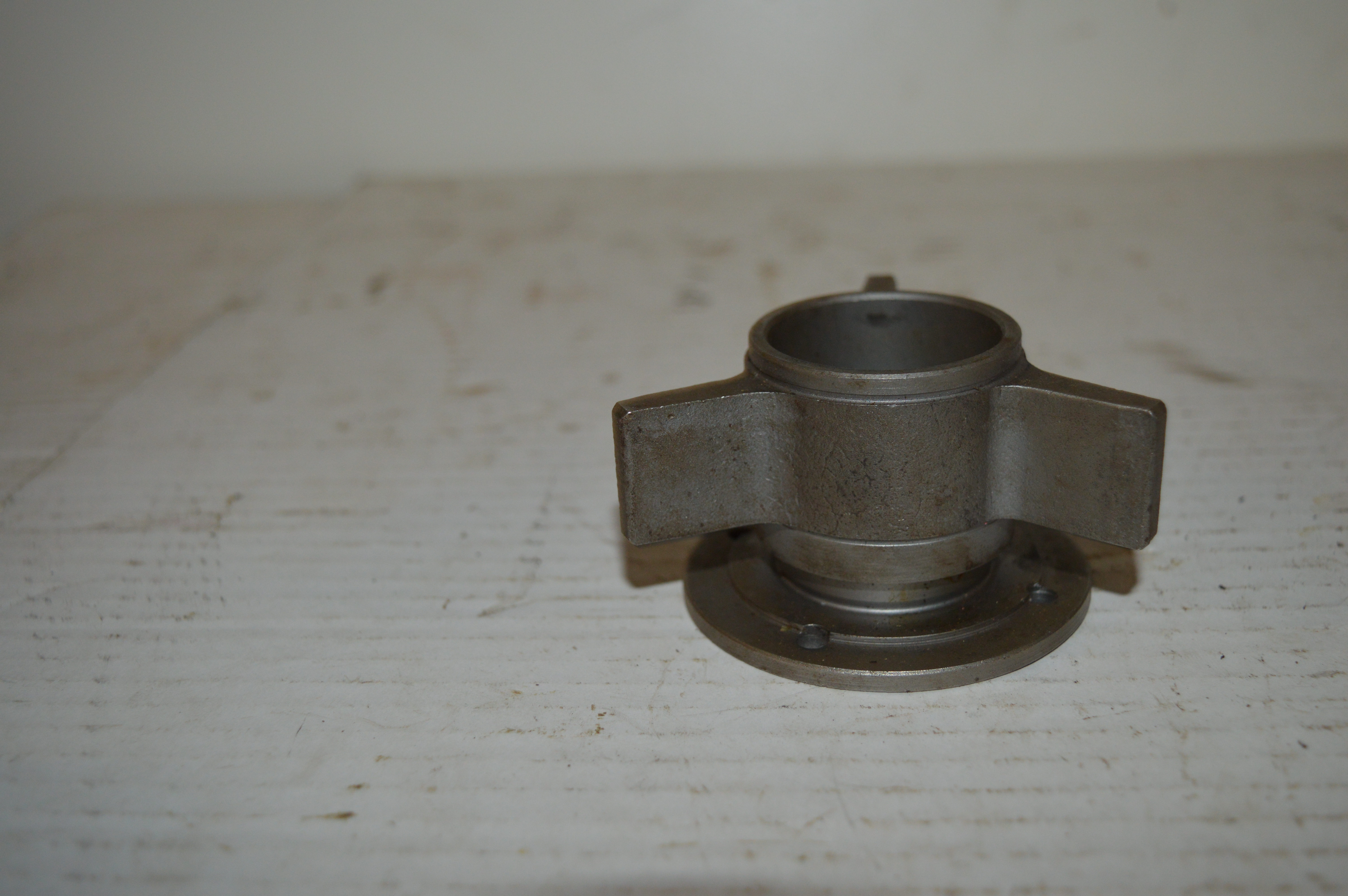 Triumph binnen kern/adapter koppeling/NOS