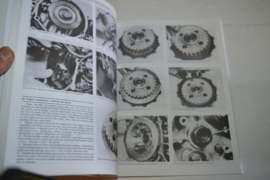 Honda CBX550 four/ Haynes boek