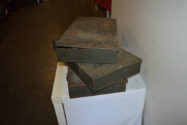 Metalen kisten 59x32x8 cm