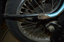 BSA M20 Plunjer spatbord dragers/chopped
