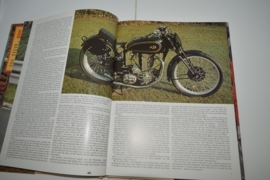 Motorcycles door Graham Fordyke groot formaat