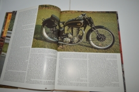 Motorcycles door Graham Fordyke groot formaat