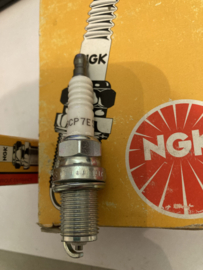 NGK Bougie BCP7ES