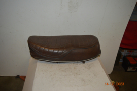 Triumph Buddyseat/Duozadel Bruin T140