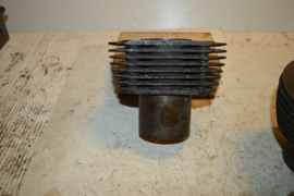 Matchless/AJS Twin cilinders boring 72.2/73.6 mm