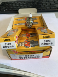 NGK BOUGIE DR8HS