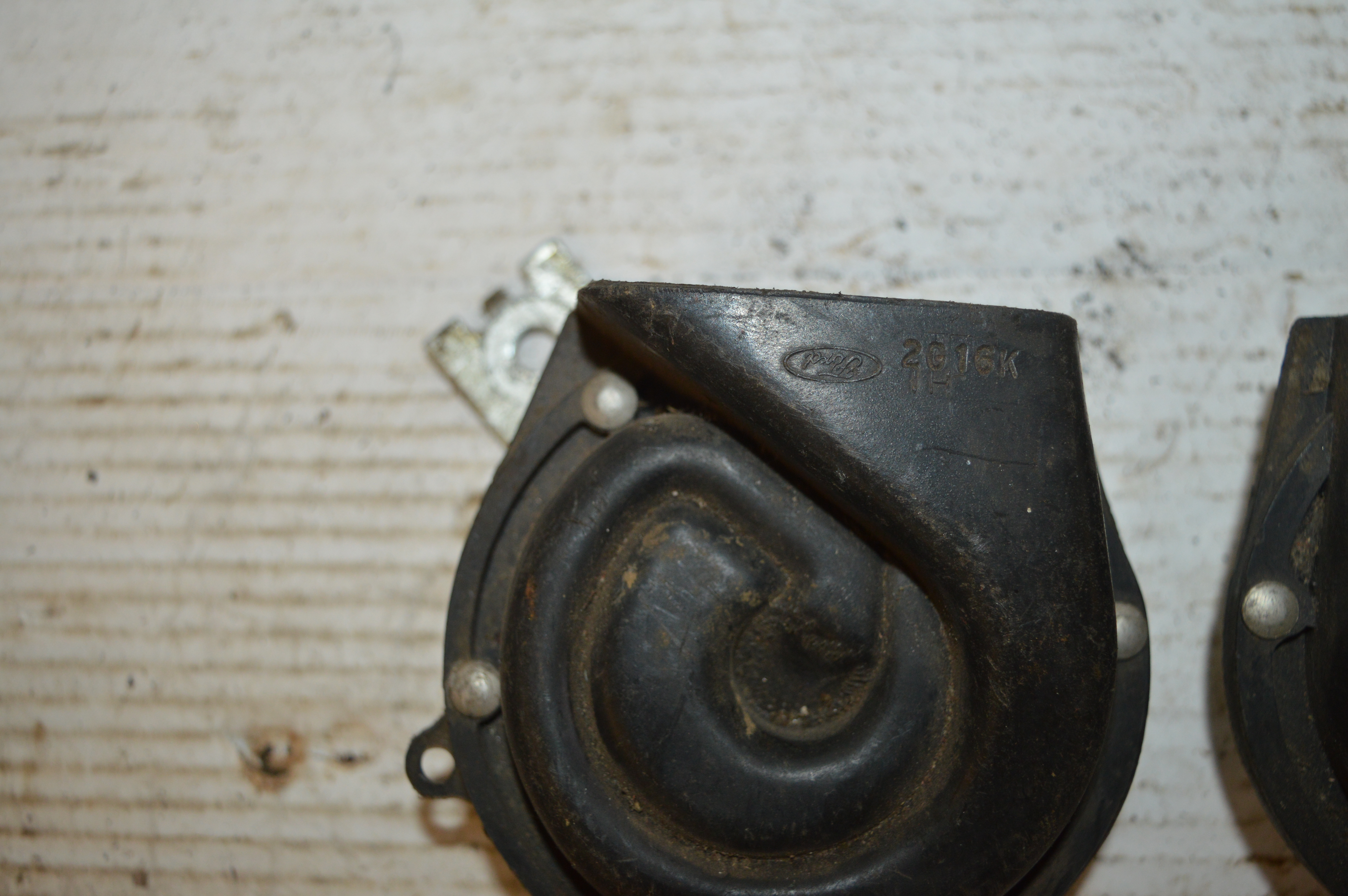 Ford 2F22C LO-26G16K TH 12 volt werkend