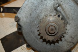 Norton krukas tandwiel 20 tanden/428 ketting