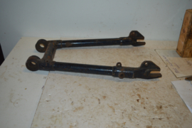 Matchless/AJS achter brug