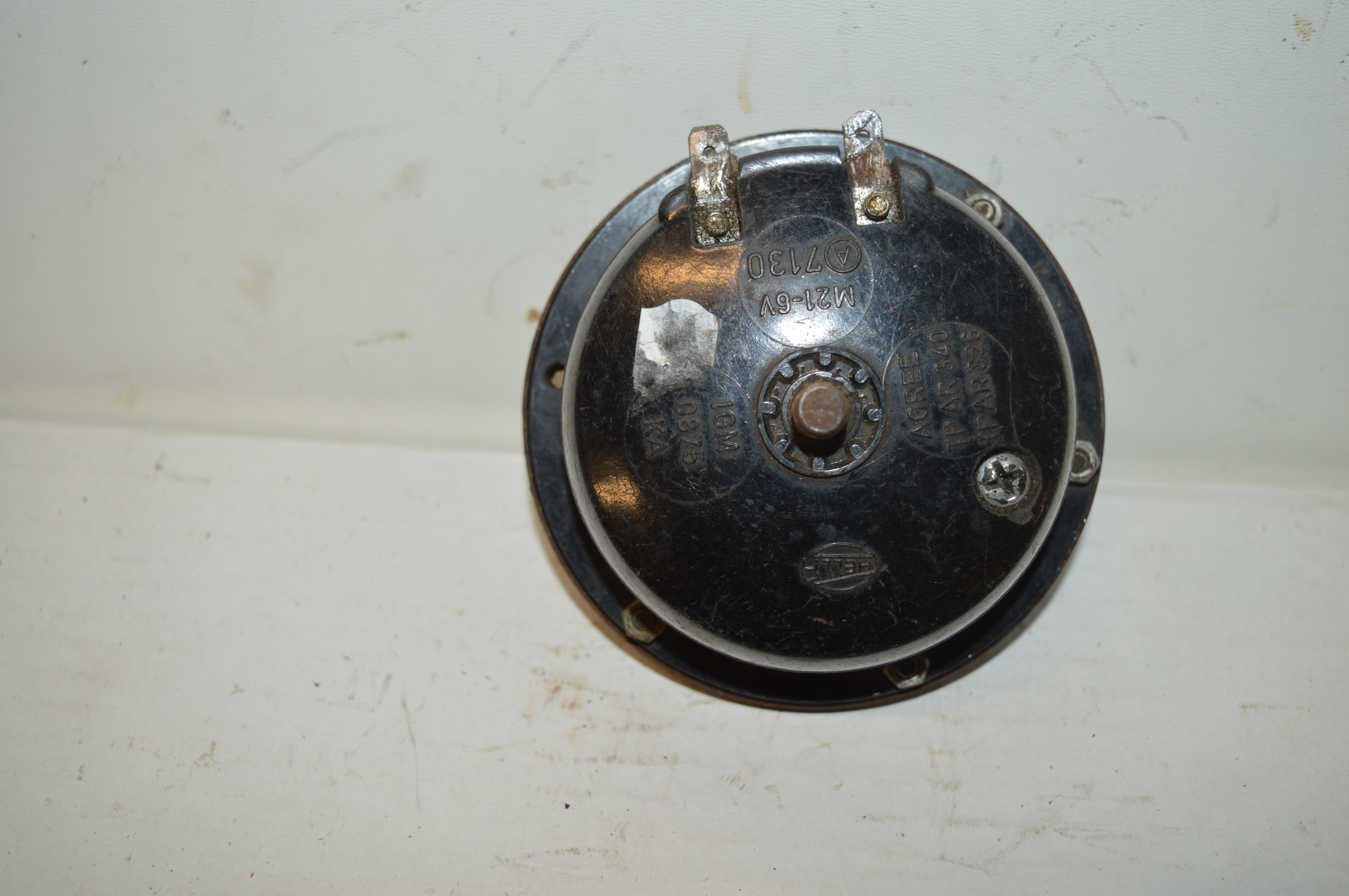 Hella M21/6volt/A7130/werkt niet