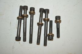 Adler blok bouten 7x
