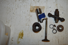 Norton Dominator 88 Rockers/kleppen/veren/inhoud cilinder/kop