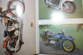 Motorcycles in Colour/Eric E.Thompson