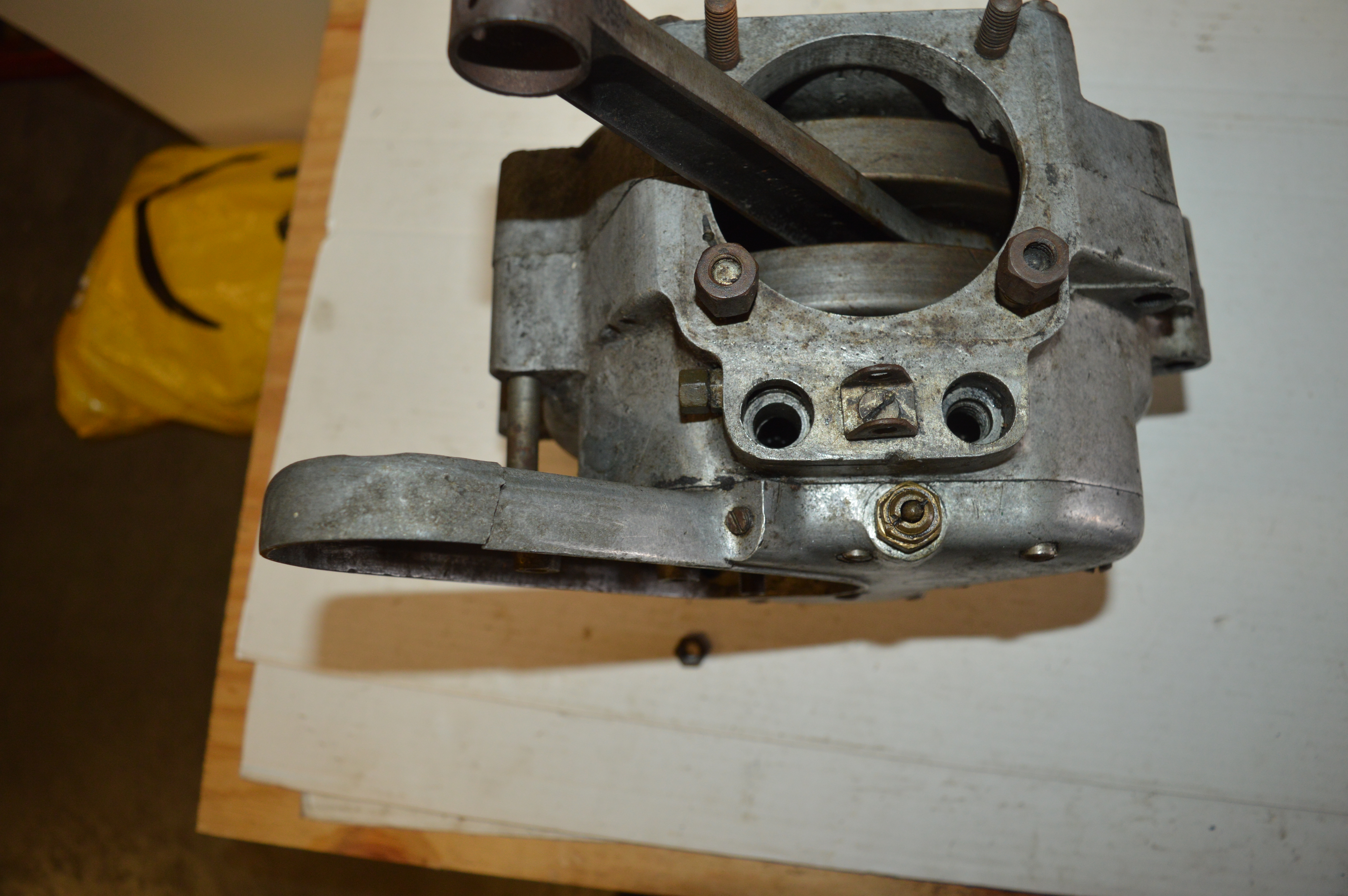 Norton 16H 14381 motor onder blok 500cc