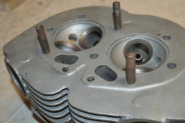 Norton Dominator 88 Cilinderkop T2225