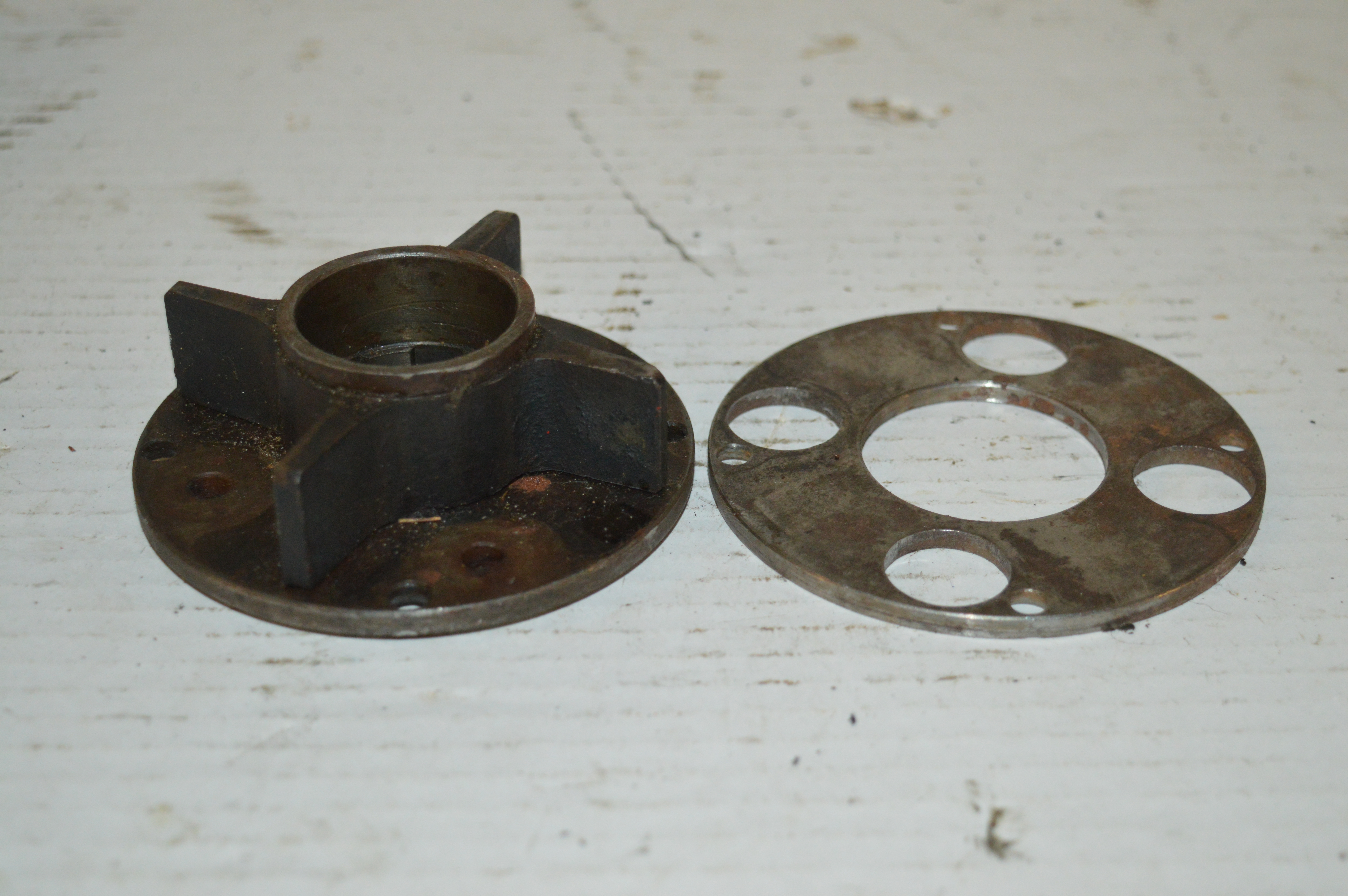Triumph koppeling binnenhuis 4 gaten