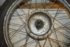 Voorwiel 19inch/WM2/Duro 3.25/36 spaken/remnaaf 150mm