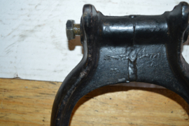 Bsa 42-473 Swingarm midden bok