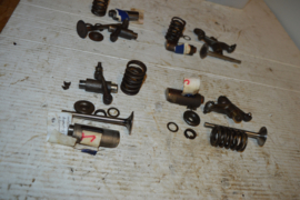 Norton Dominator 88 Rockers/kleppen/veren/inhoud cilinder/kop