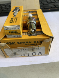 NGK Bougie J10A