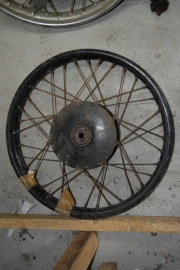Dkw wiel achter200 stalen velg en naaf