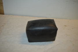 Zadel Broodje lengte 19 cm/breed 12 cm/hoog 12 cm
