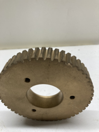 Messing Tandwiel diameter 104 mm/breed 18mm/50 tanden