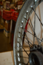 Bsa Achter wiel 19 inch WM2- 40 spaken