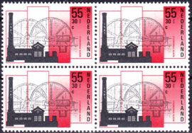Plaatfout 1372 P in blok van 4 Postfris Cataloguswaarde 16.00
