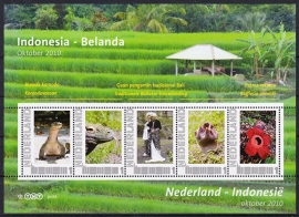 Persoonlijke Postzegels Nederland-Indonesie vel a 5 postfris A-0036