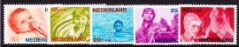 NVPH  870/874 Kinderzegels Postfris