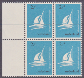 Plaatfout   676  PM5    Postfris in blok van 4   E-6715