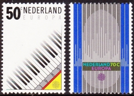 NVPH  1333-1334  Europa muziek  Postfris