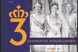 Prestigeboekje PR 24  3 generaties Koninginnen cataloguswaarde 16,00