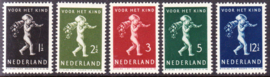 NVPH 327-331 Kinderzegels 1939 Postfris Cataloguswaarde 45.00