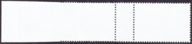 NVPH 1823 VARIET 1/2 in strip Grotendeels ONGETAND met de 3e mini-zegel