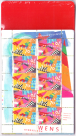 NVPH 1546/1547 Hangzakje / toonbankverpakking ''Tien voor je post met kaarten'' Postfris