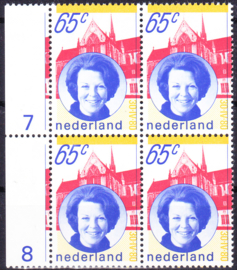 Plaatfout 1215 P Postfris in blok van 4 Cataloguswaarde 9.00