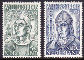 NVPH 323-324 Willibrordus 1939 Postfris Cataloguswaarde 17.00