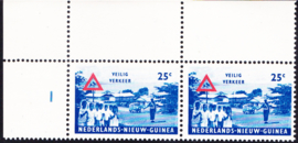 Plaatfout Ned. Nieuw Guinea 73 PM7 in paar Postfris
