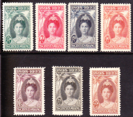 NVPH 104-110 Jubileumzegel  Ongebruikt Cataloguswaarde 270,00