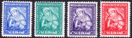NVPH 137-140  Van Heemstra-stichting Ongebruikt Cataloguswaarde 25,00