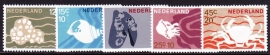 NVPH  877/881 Zomerzegels schelpen en zeedieren Postfris