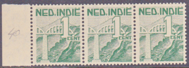 Plaatfout Ned. Indie 317 PM4 in strook van 3 Postfris E-7774
