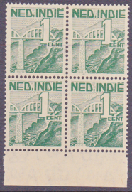 Plaatfout Ned. Indie 317 PM in blok van 4 Postfris E-7751