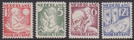 NVPH  232-235 Kind 1930  Ongebruikt  Cataloguswaarde 27.50  E-7236