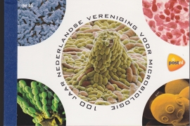 Prestigeboekje PR 36  ''100 jaar Ned. Ver. voor Microbiologie''  