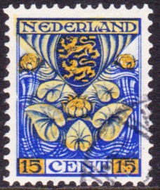 NVPH  202A Kinderzegel 1926 met VERTICAAL WATERMERK Gebruikt  Cataloguswaarde 117,50