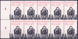 Plaatfout  989 PM Postfris in blok van 10 Cataloguswaarde 38.00