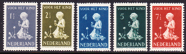 NVPH  374-378 Kinderzegels 1940  Postfris Cataloguawaarde 18.00